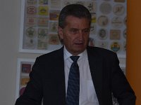 "Fenster der Geschichte öffnen und schließen sich."